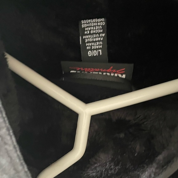 Kirkland Jacket - Picture 3 of 4